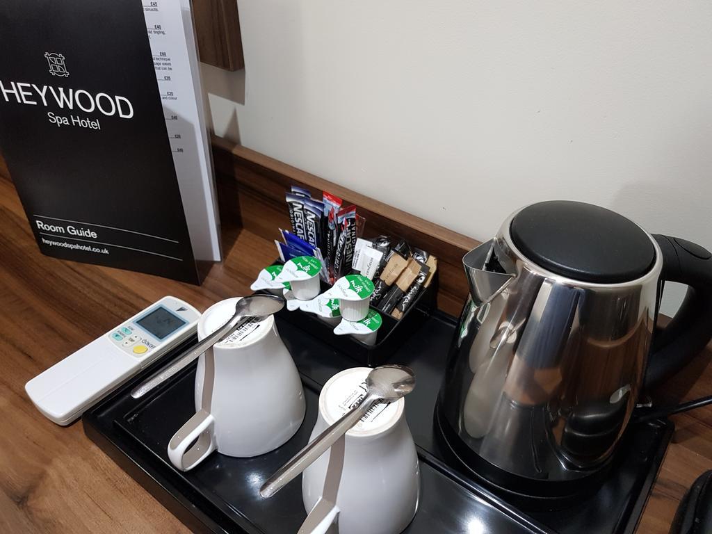 Heywood Spa Hotel Tenby Esterno foto