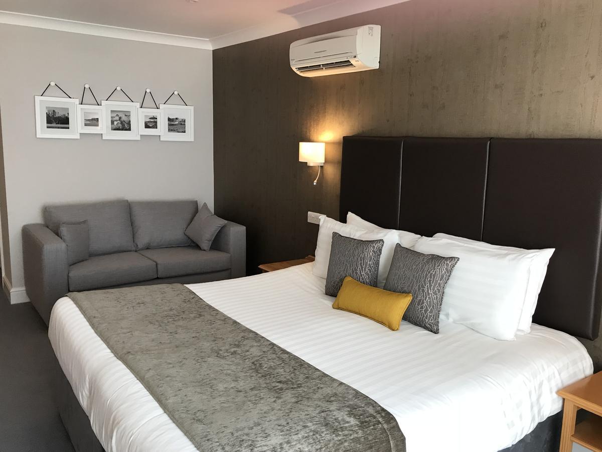 Heywood Spa Hotel Tenby Esterno foto