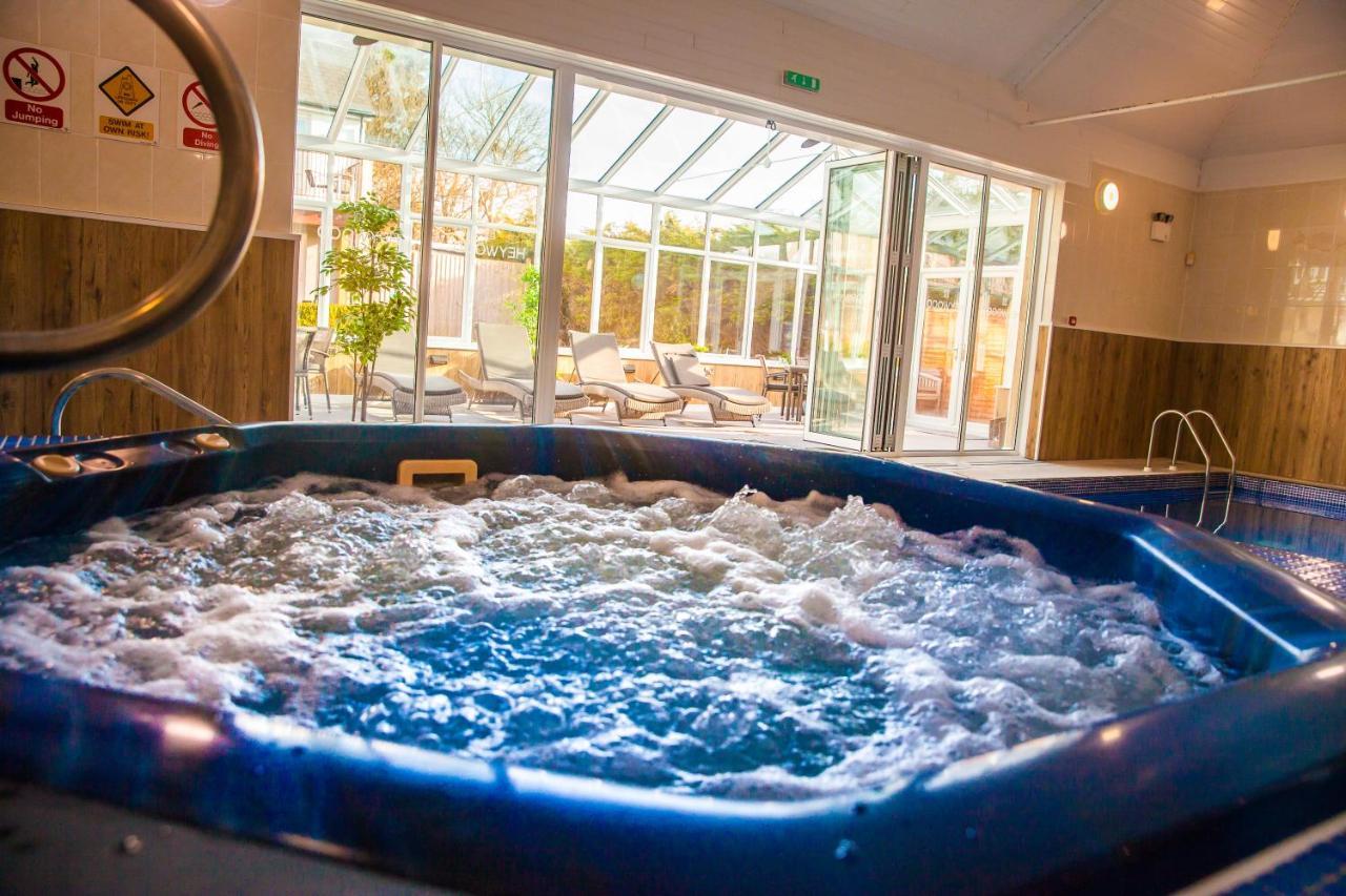 Heywood Spa Hotel Tenby Esterno foto
